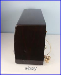 Vintage Philips P145 AM Tube Radio, Large
