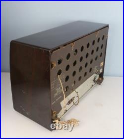 Vintage Philips P145 AM Tube Radio, Large