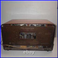 Vintage Pink 50's Montgomery Wards Airline Twin Speaker Tube Radio WG-1635A