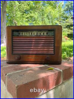 Vintage Pre-War General Electric Tube Radio Model J-51 Vintage Pre-War General Electric Tube Radio Model J-51