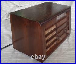 Vintage RARE 1946 Detrola model 571 AM Tube Radio, Wood Case, Working Tested