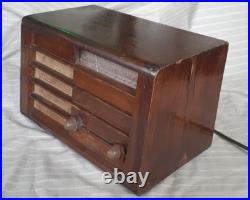 Vintage RARE 1946 Detrola model 571 AM Tube Radio, Wood Case, Working Tested