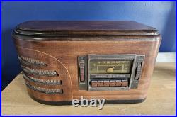 Vintage RARE General Electric Model H-624 Tube Radio Working