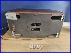 Vintage RARE General Electric Model H-624 Tube Radio Working