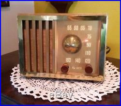 Vintage RCA 75X16 Beautiful Blonde Tube Radio (1947) RESTORED