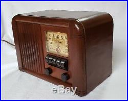 Vintage RCA AM Push-button Tube Radio 45X-18 (1940) COMPLETELY RESTORED