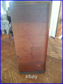 Vintage RCA Model 6T5 Tombstone Radio Looks Great! Perfect for Restoration