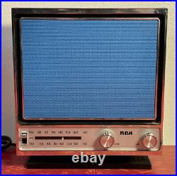 Vintage RCA Radio Looks Like A TV Tested Works