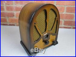 Vintage RCA Small Cathedral Tube Radio Works Very Nice