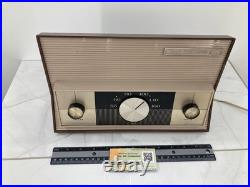 Vintage RCA Victor AM Tube Radio Superheterodyne Model 3RA52 Recently Serviced Vintage RCA Victor AM Tube Radio Superheterodyne Model 3RA52 Recently Serviced