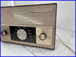Vintage RCA Victor AM Tube Radio Superheterodyne Model 3RA52 Recently Serviced