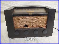 Vintage RCA Victor Black Gold Bakelite Tube Radio Model 8R71 Superheterodyne