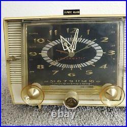 Vintage RCA Victor C-4EM Tube Radio Clock Levermatic AM MCM Cream White Works