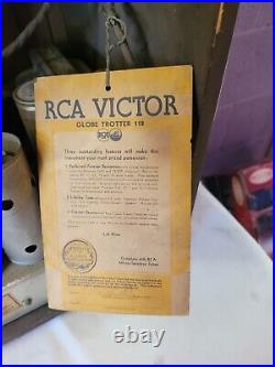 Vintage RCA Victor Globe Trotter 118 Tube Radio UNTESTED NO WAY TO TEST