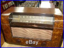 Vintage RCA Victor Model 66X3 TUBE RADIO Art deco