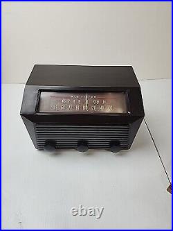 Vintage RCA Victor Table Tube Radio Model 9-X-651 AM SW