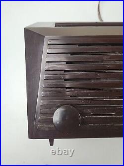 Vintage RCA Victor Table Tube Radio Model 9-X-651 AM SW