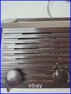 Vintage RCA Victor Table Tube Radio Model 9-X-651 AM SW