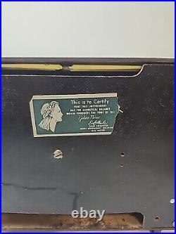 Vintage RCA Victor Table Tube Radio Model 9-X-651 AM SW
