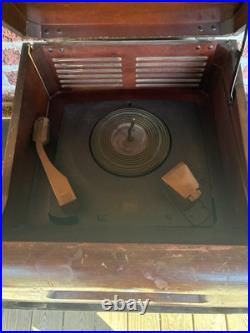 Vintage RCA Victor Victrola Wood Tube Radio Bakelite Record Player 77u