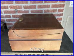 Vintage RCA Victor Victrola Wood Tube Radio Bakelite Record Player 77u