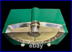 Vintage RETRO Motorola Tube Radio Green 79XM Art Deco