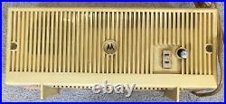 Vintage Radio 1957 Pink Motorola SC14PW Tube AM Radio w Clock made in USA t558