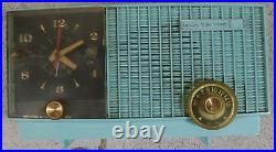 Vintage Radio RCA Victor 3RD 35 AM Alarm Clock Radio Seafoam Green 1957 t575