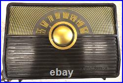 Vintage Radio RCA Victor AM Tube Radio Model 1-X-51 t588