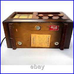 Vintage Radio Viking Electrohome 52-40R Eaton Canada 1951 Working Wood Video