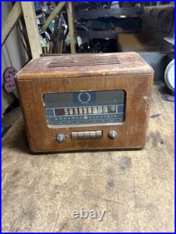 Vintage Rare 1940s General Electric Model L-652 Superheterodyne Tube Radio USA