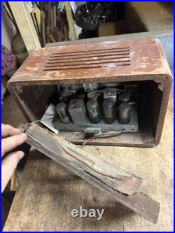 Vintage Rare 1940s General Electric Model L-652 Superheterodyne Tube Radio USA