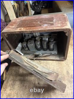 Vintage Rare 1940s General Electric Model L-652 Superheterodyne Tube Radio USA