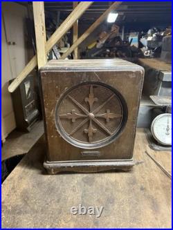 Vintage Rare Freed Eisemann Model 302 Electric Tube Radio Wood Speaker Parts USA