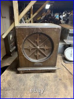 Vintage Rare Freed Eisemann Model 302 Electric Tube Radio Wood Speaker Parts USA