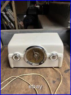 Vintage Rare Old Dashboard Crosley 10-135 White Bakelite Electric Tube Radio USA