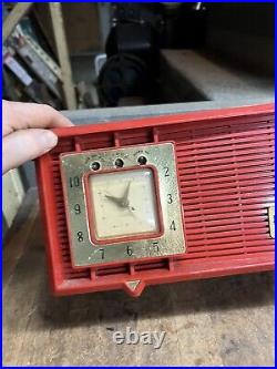 Vintage Rare Old Magnavox Model No AM-20 Red Bakelite Electric Tube Radio USA