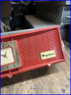 Vintage Rare Old Magnavox Model No AM-20 Red Bakelite Electric Tube Radio USA