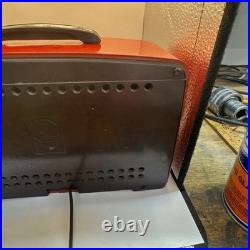 Vintage Red Bakelite 1940's Emerson 522 Radio Working AM Tube