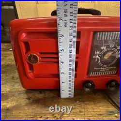 Vintage Red Bakelite 1940's Emerson 522 Radio Working AM Tube