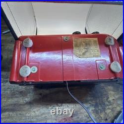 Vintage Red Bakelite 1940's Emerson 522 Radio Working AM Tube