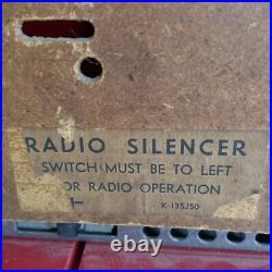 Vintage Red and White 1955 General Electric Model 471 AM Tube Radio Real Charmer