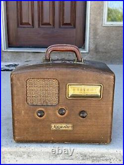 Vintage Rogers Majestic Art Deco Tombstone Radio Portable Radio