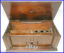 Vintage SPARTON EQUISONNE MODEL 69 Radio with 6 TUBES NICE CABINET untested