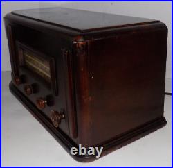 Vintage- SPARTON Tube Radio Model 6-26 (6AM26-a) TABLETOP WOODEN CONSOLE 1946-48
