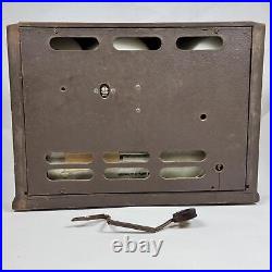 Vintage Sears Silvertone 1948-49 Wooden Tube Radio No. 8052
