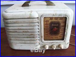 Vintage Sentinel 212 Radio Beetle Plastic Deco Tabletop Shortwave AM Bakelite