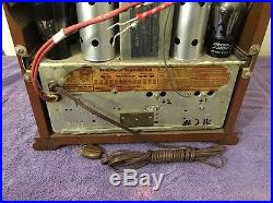 Vintage Serviced WWll WW2 Era RCA Victor R-8 Cathedral Tube Ham Radio