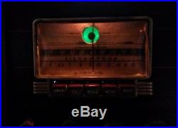 Vintage Silvertone 6424 AM/SW Tube Radio (1939) RESTORED & GORGEOUS