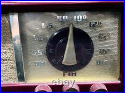 Vintage Silvertone AM/FM Vacuum Tube Radio #4204 Maroon Bakelite Working
